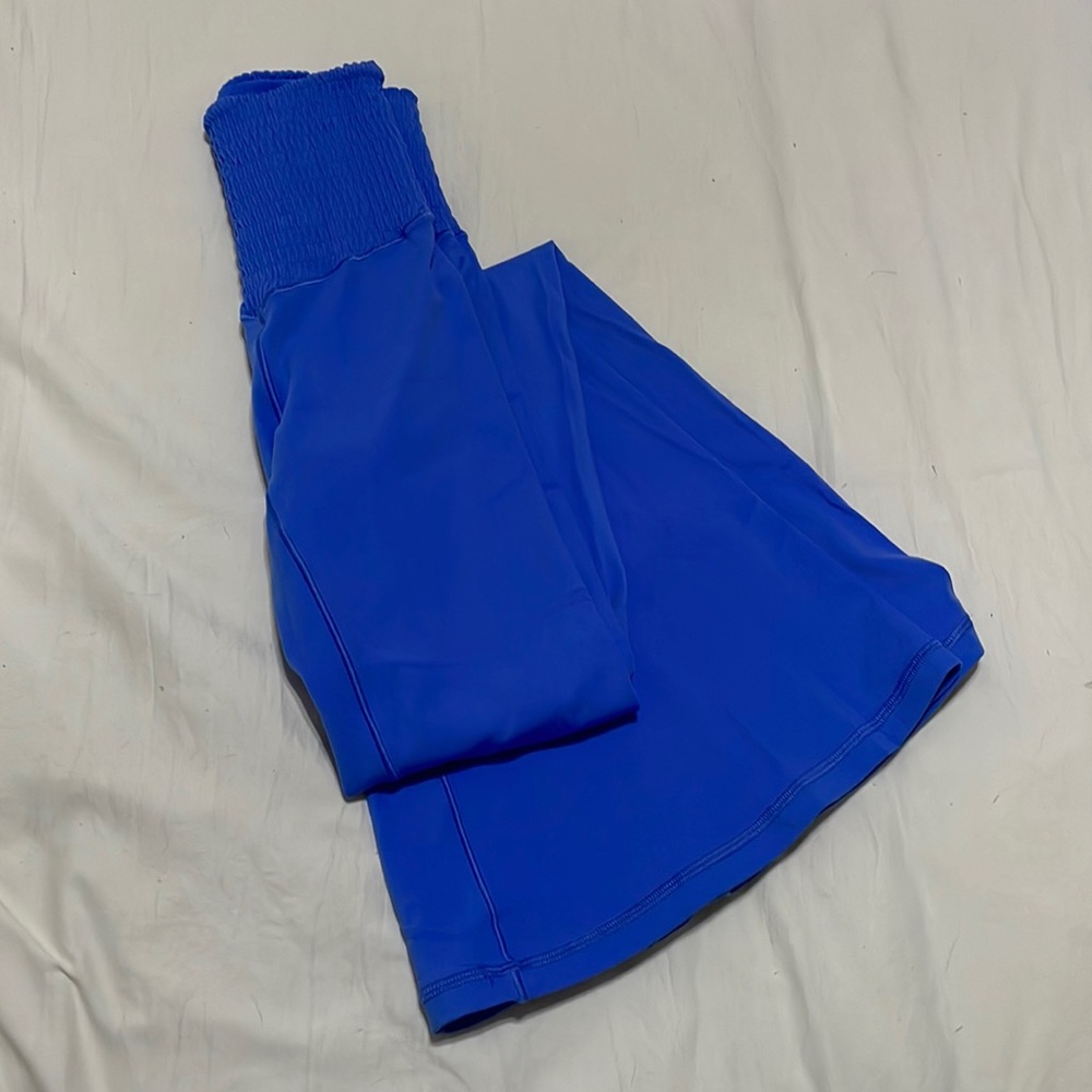 ARIE FLARE LEGGINGS
